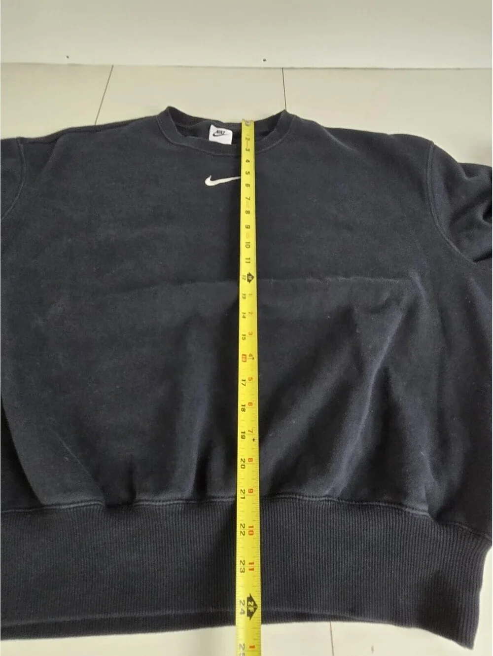 Nike Center Swoosh Crewneck Sweatshirt Black Mens Fits M Fleece Pullover